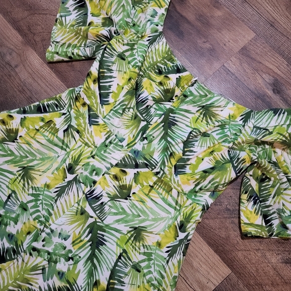Clover And Sloane Women's Green And White Tropical Off-the-Shoulder Dress XS - Picture 9 of 11
